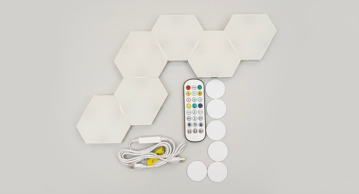 Kolmio RGB-valaisinsarja - 6 paneelia